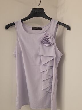 The Limited Light Lavender Sleeveless Rose-Accent Shell
